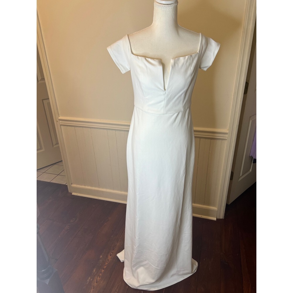 Lulus loveliest Aura White Off‎ the Shoulder Dress Gown Wedding Size medium - Picture 2 of 7
